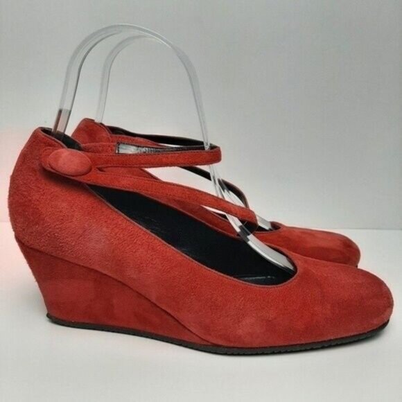BENOITE C. Italy Mary Jane Wedge Heels Red Suede Sz 7.5 - Picture 3 of 10